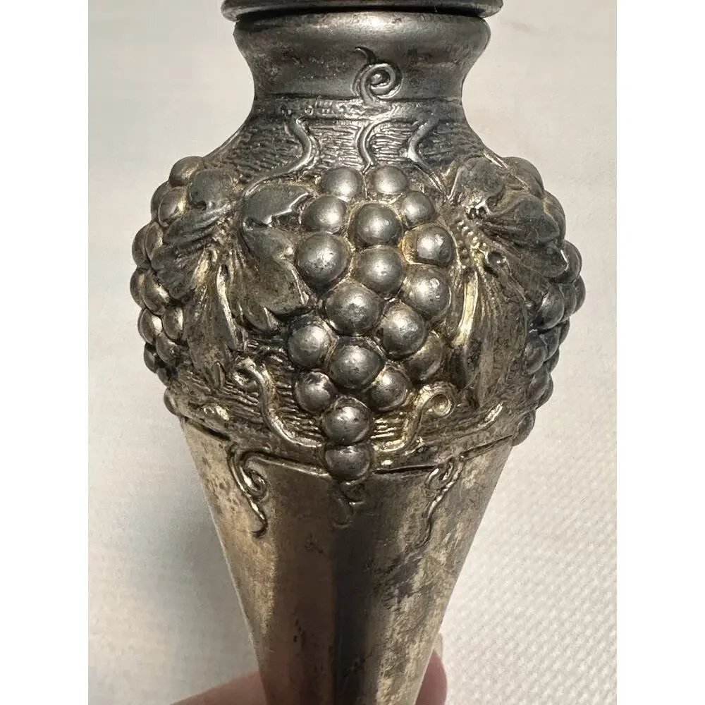 Vintage Weidlich Brothers Silver-plated Metal Art Deco Grape Leaves 5”